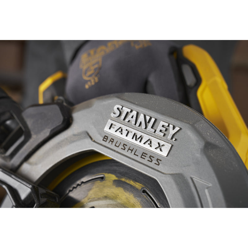 Load image into Gallery viewer, Stanley fatmax v20 18v cirkelzaag 190mm handcirkelzaag (zwart geel, accu en oplader inbegrepen, met koffer)