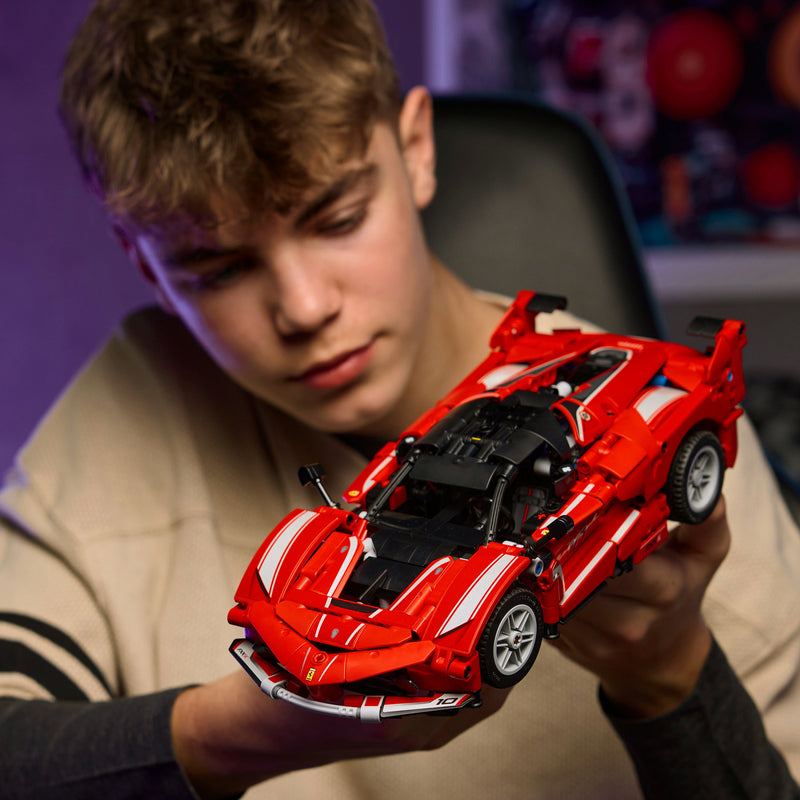 Afbeelding laden in galerijviewer, Lego ® technic ferrari fxx k modelauto - 42212