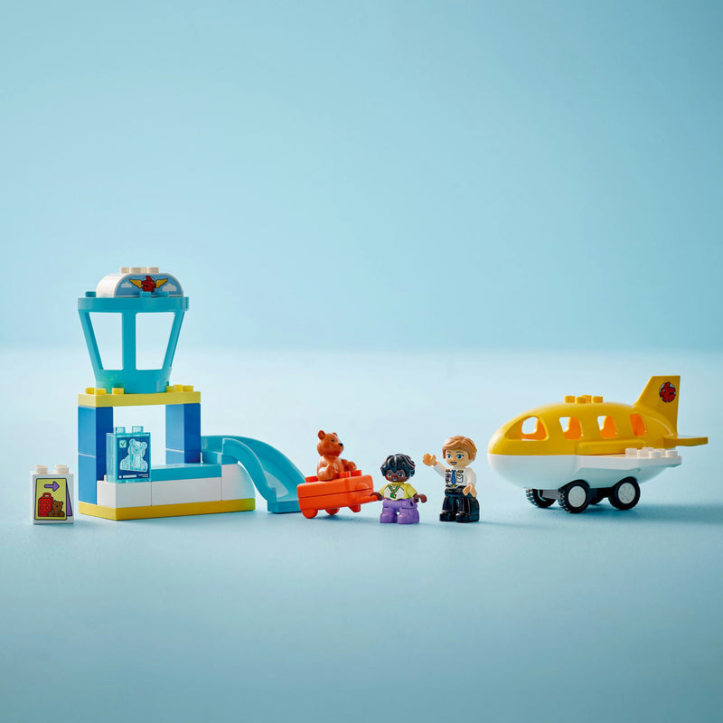 Afbeelding laden in galerijviewer, Lego ® duplo® stad voor het eerst op het vliegveld - 10443