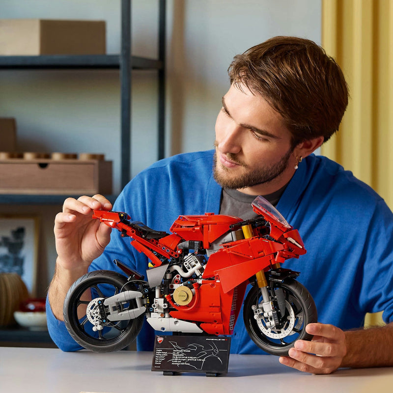 Load image into Gallery viewer, Lego technic 42202 ducati panigale v4 s motor