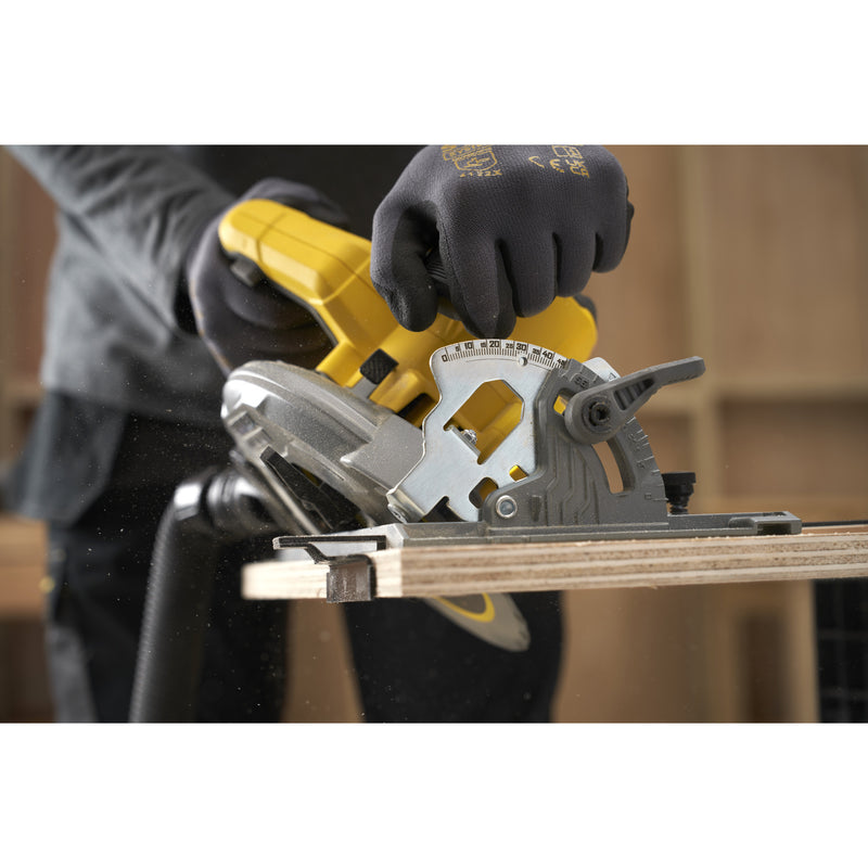 Load image into Gallery viewer, Stanley fatmax v20 18v cirkelzaag 190mm handcirkelzaag (zwart geel, accu en oplader inbegrepen, met koffer)