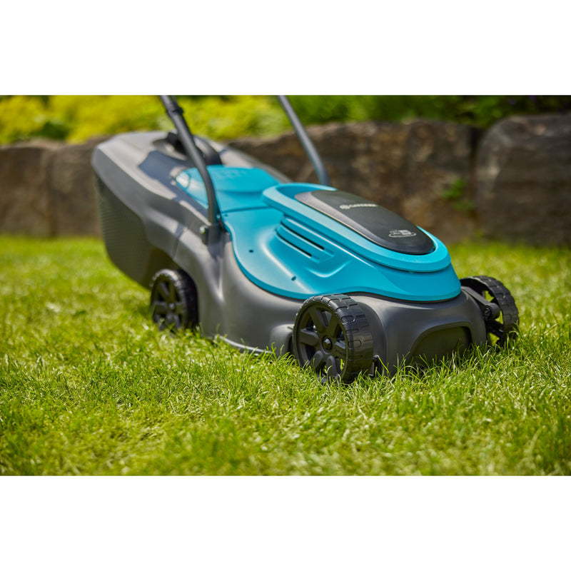 Load image into Gallery viewer, Gardena grasmaaier easymax 32 18v (turquoise grijs, accu en lader niet inbegrepen)