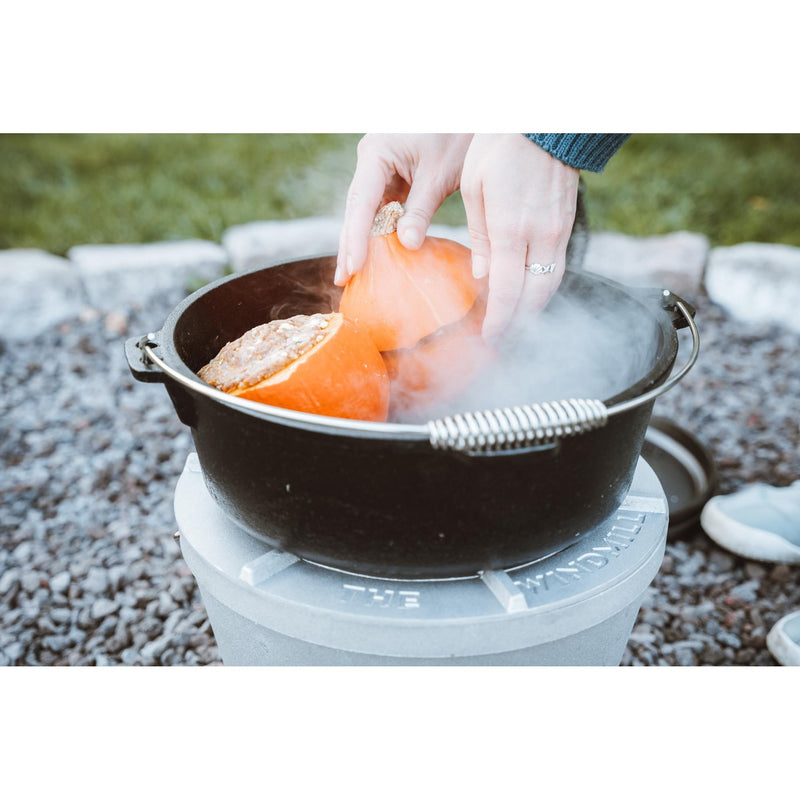 Afbeelding laden in galerijviewer, The windmill dutch oven 6 qt zonder pootjes kookpan (zwart, ø 31,5 cm | 5.9 liter)
