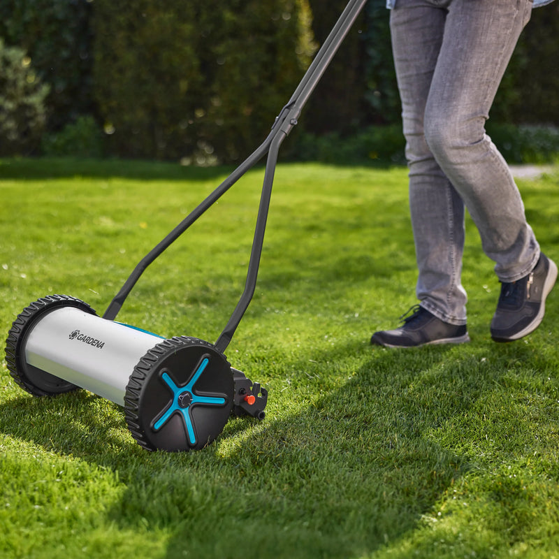Load image into Gallery viewer, Gardena kooimesmaaier comfort 330 kooimaaier (grijs turquoise, 11750-20)