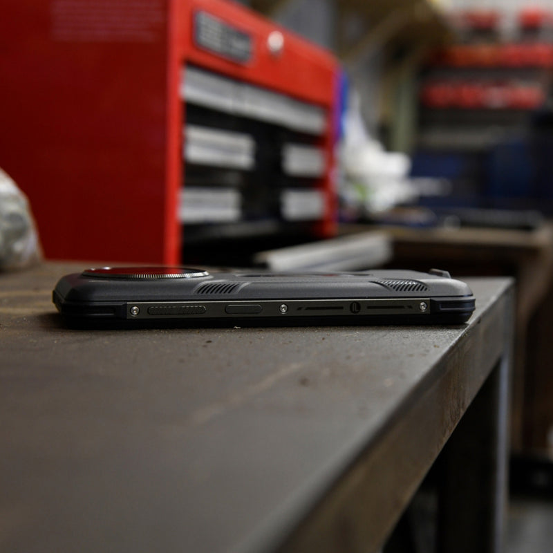 Laden Sie das Bild in Galerie -Viewer, Jcb toughphone m20 (zwart | android 14 | dual-sim)