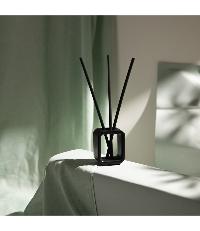 Load image into Gallery viewer, Ipuro scented sticks vase set black bamboo zwart