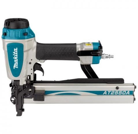 Load image into Gallery viewer, Makita at2550a 8 bar nietmachine (wide crown) met olie in doos