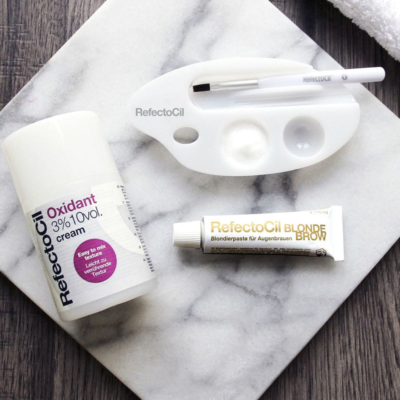 Afbeelding laden in galerijviewer, Refectocil oxidant cream 3% 100ml