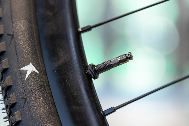 Load image into Gallery viewer, Schwalbe benelux b.v. schwalbe binnenband scv15 28 23 30-622 630 40mm
