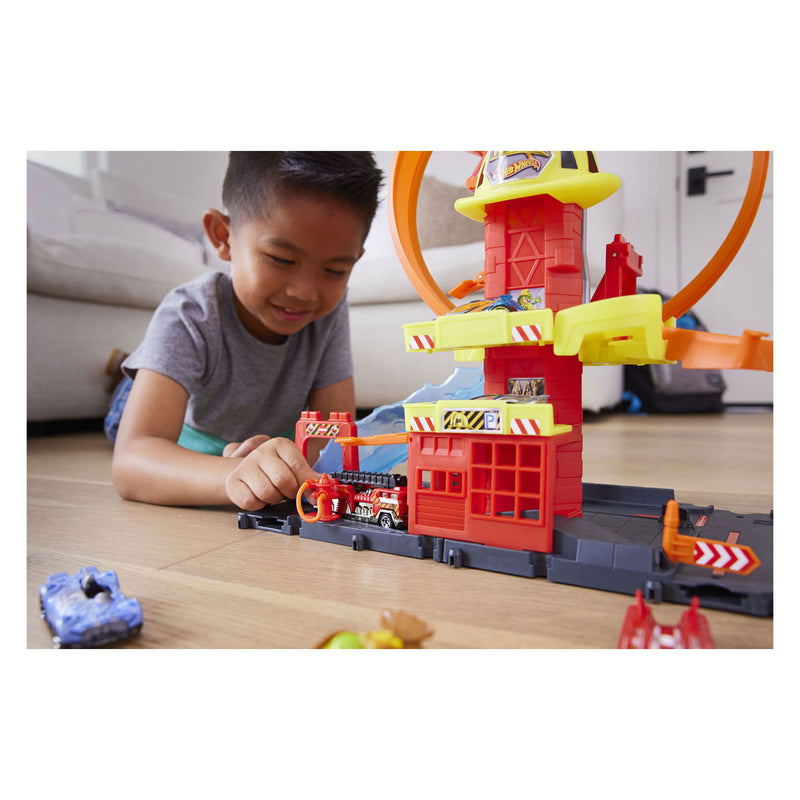 Afbeelding laden in galerijviewer, Hot wheels city super fire station - speelfigurenset