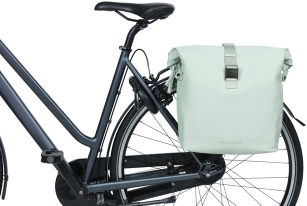 Load image into Gallery viewer, Basil SoHo dubbele fietstas Nordlicht Groen
