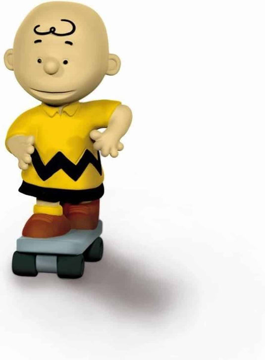Schleich snoopy peanuts charlie brown skateboarder