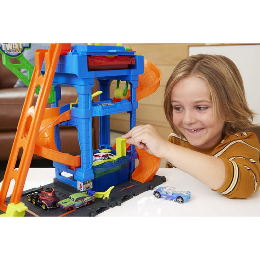 Hot wheels city tunnel twist car wash - racebaan