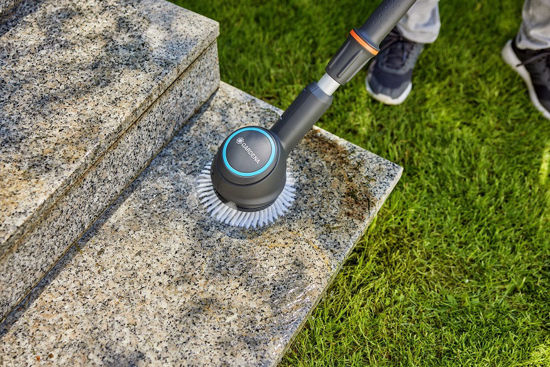 Load image into Gallery viewer, GARDENA Accu-multireiniger AquaBrush Universal 04 18V P4A
