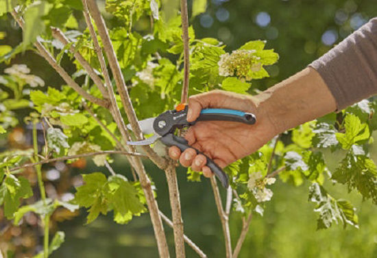 Load image into Gallery viewer, Gardena snoeischaar supercut vers hout
