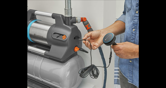 Load image into Gallery viewer, GARDENA Hydrofoorpomp 5600 SilentComfort
