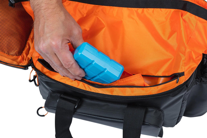 Afbeelding laden in galerijviewer, Basil gepäckträgertasche miles xl pro trunkbag miles xl pro mik 2.0 black orange
