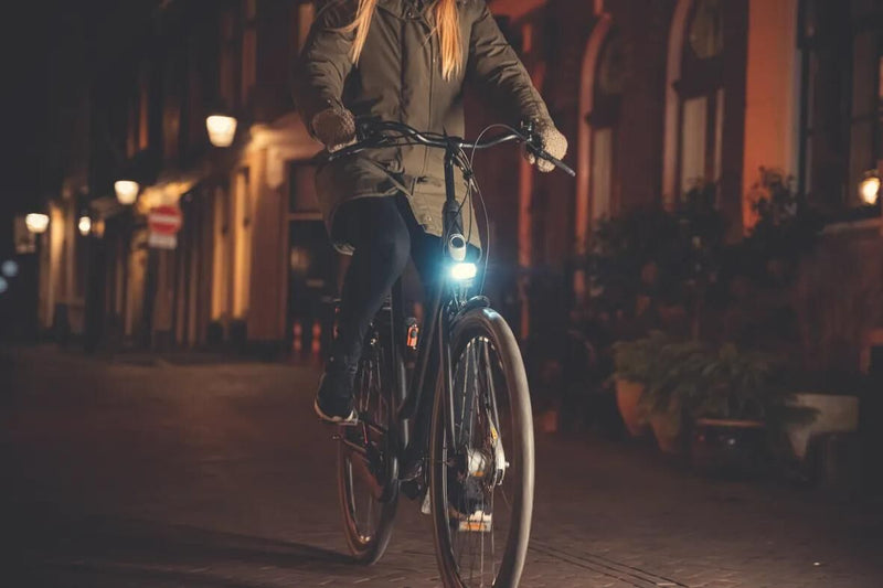 Load image into Gallery viewer, Koplamp Axa NXT E-bike 80 Lux 6-12V AM

