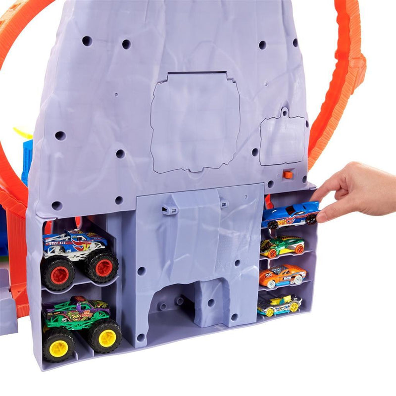 Load image into Gallery viewer, Mattel Monster Trucks T-Rex Volcano Arena
