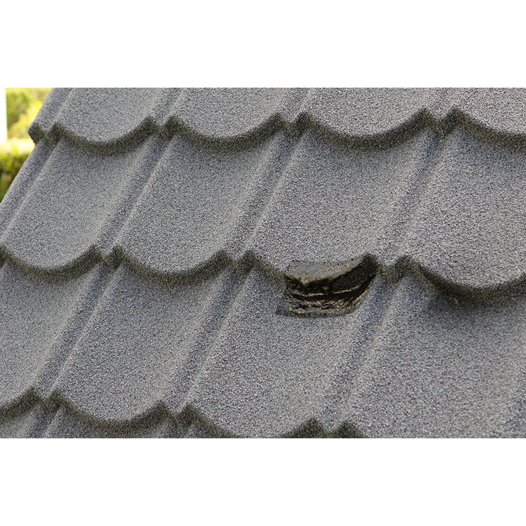 Afbeelding laden in galerijviewer, Rubson anti - infiltratie spray 300ml zwart | coating isolatie spray zwart | overschilderbaar repair coating spray | universele toepassing | vloeibaar rubber seal | rubber spray rubber coating.
