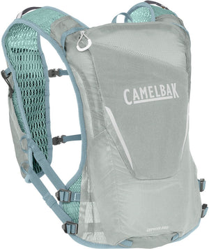 Camelbak zephyr vest voor heren - one size - ultralicht materiaal - ruimte voor 2 flexibele 500 ml flessen - reflecterend - 8 vakken - hardloopvest - drinkhouder - drinkzak - grijs met turquoise
