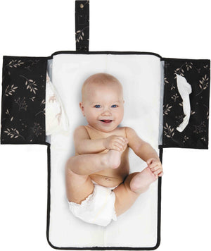 Dooky 3-in-1 changing pack – leaves black - compact verschoningsmatje voor onderweg met luiers babydoekjes vakjes – zacht, stijlvol gemakkelijk schoon te maken