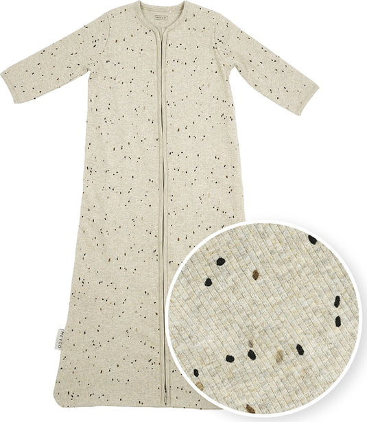 Meyco baby rib mini spot baby slaapzak met mouwen - sand melange - 90cm - 1.0 tog