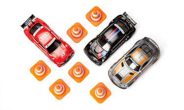 Siku 6331, cadeauset race, mercedes-amg gt4, audi rs 5 racing en bmw m4, incl. 6 verkeerskegels, speelgoedauto's, metaal kunststof, multicolor, met sportvelgen en achtervleugels,meerkleuren
