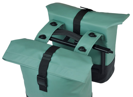 Basil dubbele fietstas cove mik 28-32l 14 x 29 x 36 cm - groen zwart