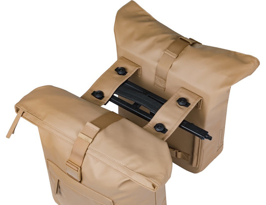 Basil dubbele fietstas brooklyn mik 41l 14 x 30 x 37 cm - zand