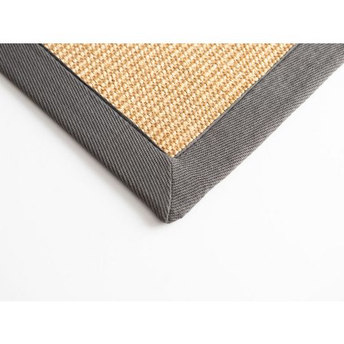 Cat scratching carpet casa pura amazonas graphite