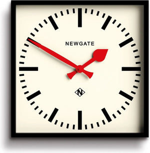 Newgate number five - wandklok - rode wijzers