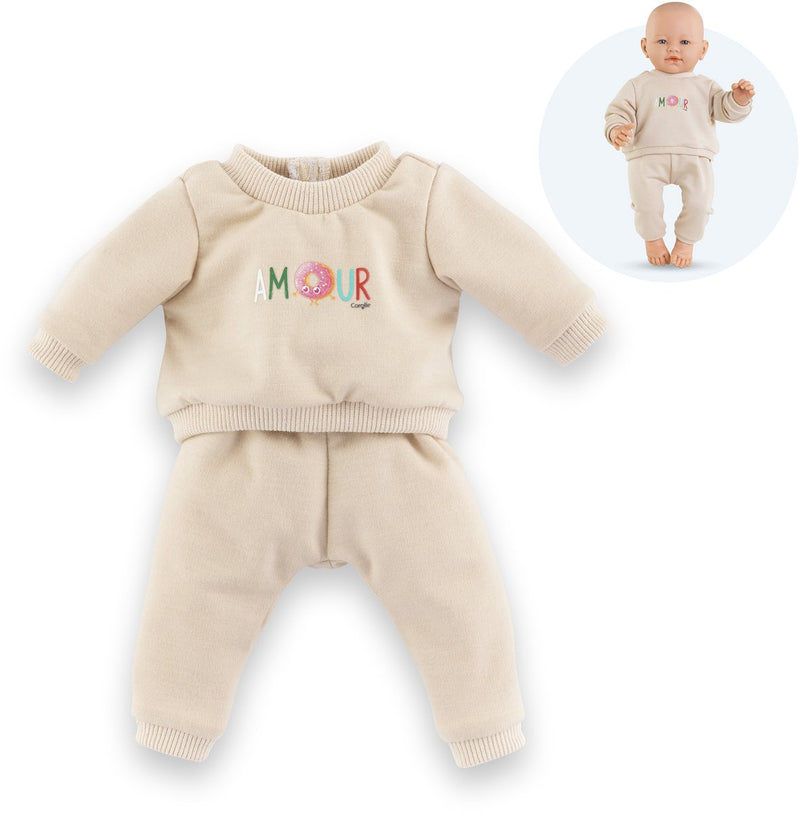 Afbeelding laden in galerijviewer, Corolle babypop trainingspak - beige outfit voor pop 42cm.
