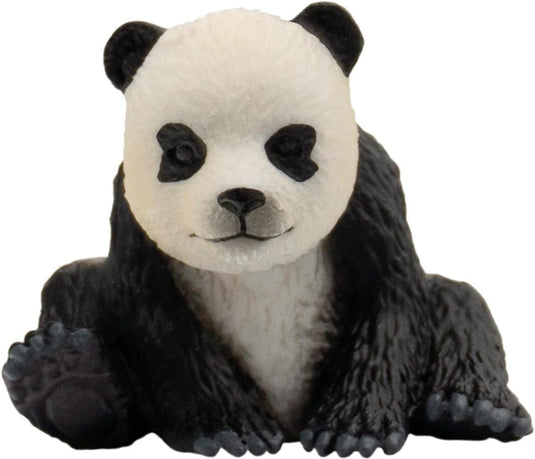 Bullyland 63679 – jonge panda – ca. 3,1 cm – realistisch en handbeschilderd dierenfiguur – ideaal voor educatief spel, natuurverhalen of decoratie voor kinderen vanaf 3 jaar