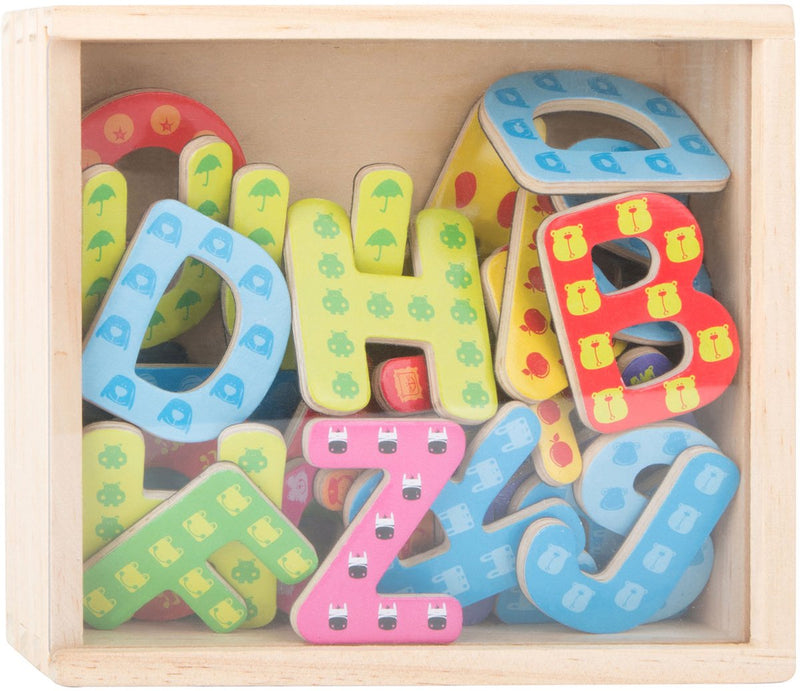Afbeelding laden in galerijviewer, Small foot - houten magnetische letters kleur, 37dlg.

