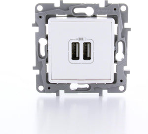 Legrand niloé dubbele inbouw usb lader - wit