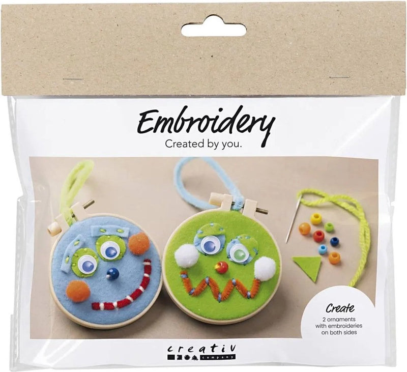 Afbeelding laden in galerijviewer, Creativ company mini hobbyset gezichtjes borduren blauw en groen
