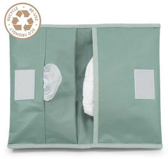 Kipkep napper luier-etuitje - pale green - luiers en doekjes to go - rpet - wasbaar - gecoat - groen