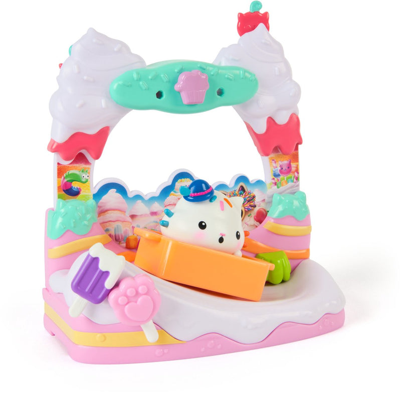 Afbeelding laden in galerijviewer, Gabby's poppenhuis gabby’s poppenhuis de film – cakey cat’s zoete balkon met speelfiguur accessoires
