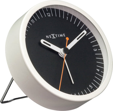 Nextime small – tafelwekker – 9 × 9 × 7.5 cm – metaal – wit zwart – stil