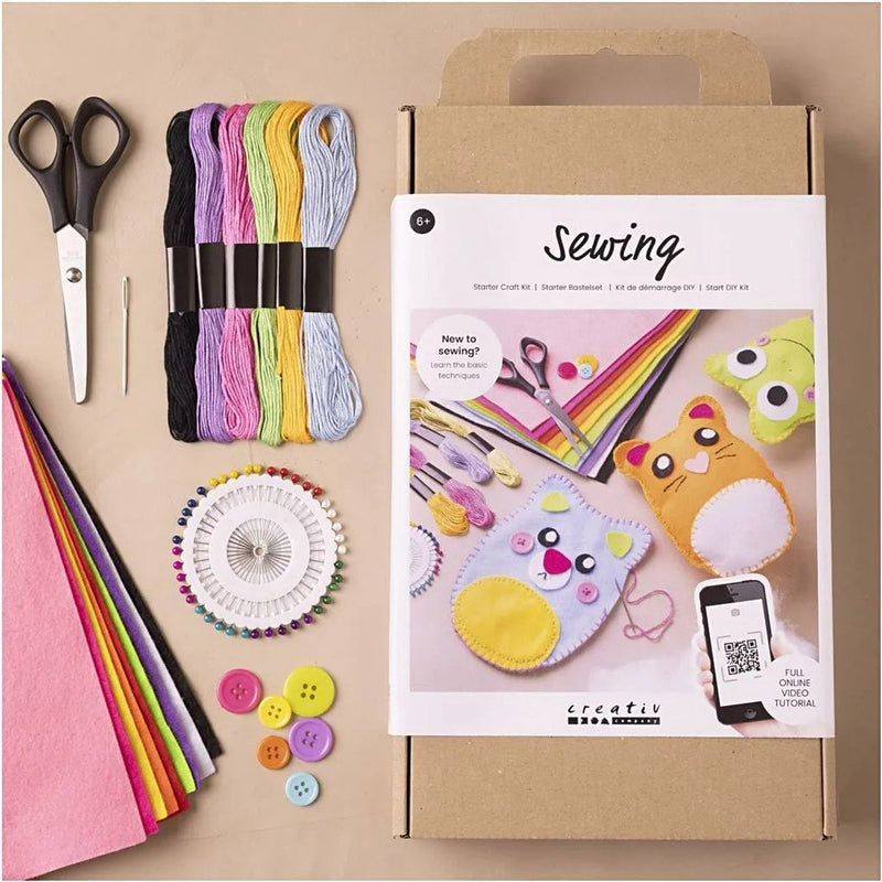 Afbeelding laden in galerijviewer, Creative https: www.cchobby.nl starter-hobbyset-naaien-teddyberen-1-doos
