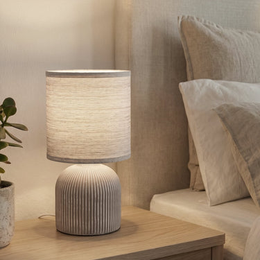 Briloner ino - tafellamp slaapkamer - met stoffen kap keramiek voet - bedlamp - tafellampje - ø15cm x 28 cm - bruin