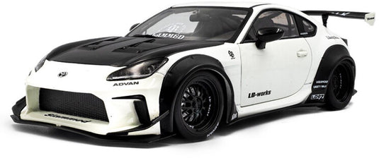 Solido toyota gr86 liberty walk body kit '24, wit schaal 1:18