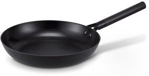 Brabantia patron koekenpan - ø 28cm -duurzame pan met luxe design handgreep - 100% pfas vrij - keramische antiaanbaklaag - inductie koekenpan - zwart