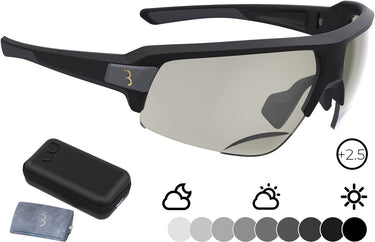 Bbb cycling fietsbril op sterkte impulse reader ph - fietsbril meekleurende glazen - fietsbril heren en dames met fotochromatische glazen op sterkte - sportbril met leesgedeelte +2.5 - mat zwart - bsg-64ph