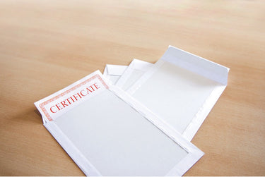 Raadhuis bordrug envelop - 229x324mm - c4 - wit - met plakstrip - 100 stuks