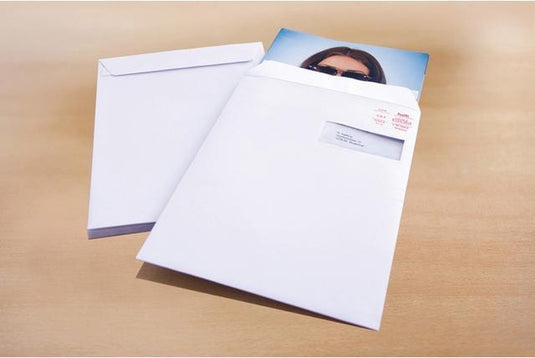 Raadhuis akte envelop - 229x324mm - c4 - wit - met plakstrip - venster rechts - 25 stuks - rd-303595-25