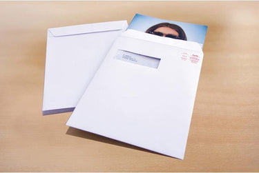 Raadhuis akte envelop - 229x324mm - c4 - wit - met plakstrip - venster links - 25 stuks