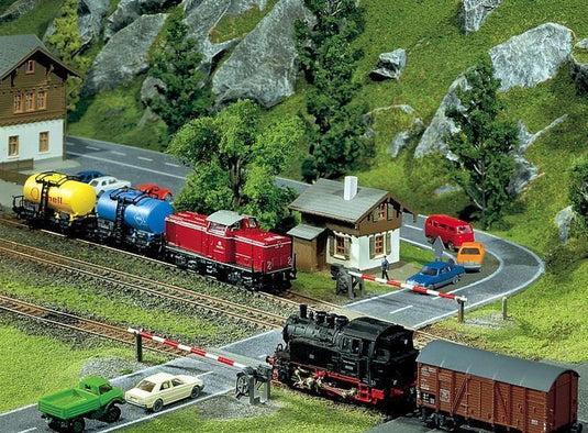 Faller 282730 z spoorwegovergang