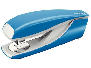 Leitz nietmachine nexxt 5502 blauw 30 vel 100 nietjes